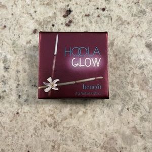 Benefit Hoola Glow Bronzer